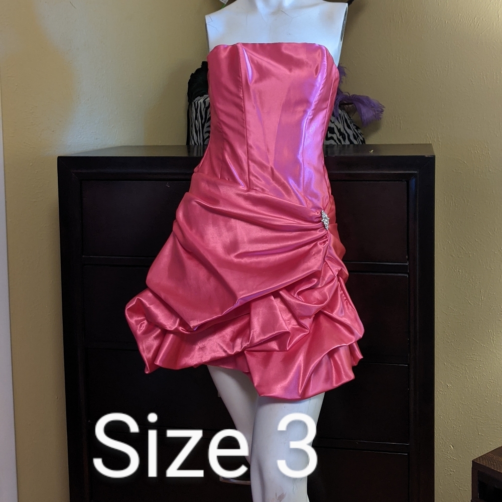 Size 3, Pink party dress by "Jessica McClintock"